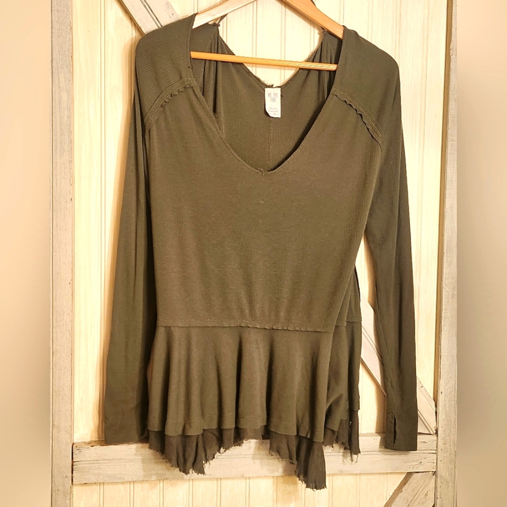 SOLD We The Free Tangerine Tee in Moss BNWOT MED Sold out